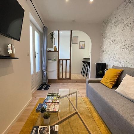 Magnifique Studio Cosy Avec Terrasse En Centre-Ville Provins Bagian luar foto